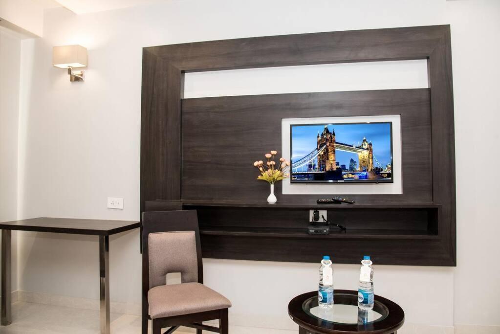 Hotel Platinum Shravasti Katra  Exterior photo